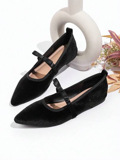 新款热销黑色方头平底软底舒适玛丽珍鞋，蝴蝶结装饰单带复古优雅学院风，适合派对、通勤、复古、朋克、婚礼、中式、洛丽塔、西式婚礼、商务、中式婚礼、魅力、户外、简约、美式复古等场合，春夏透气凉鞋，大码尺码，适合度假、婚礼、派对、办公室、户外等场合。