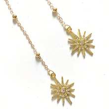 1 chiếc mặt dây chuyền hình bầu trời sao đính đá lấp lánh, kèm dây đeo kính - Chống trượt, thiết kế thời trang, phù hợp cho cả nam và nữ. - Phong cách thông thường - Xem 8