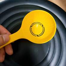 Molde semicircular para bolas de arroz con cuchara para arroz, herramienta DIY para hacer cajas bento, suministros de cocina para dar forma, esencial para volver a la escuela - Ver 13