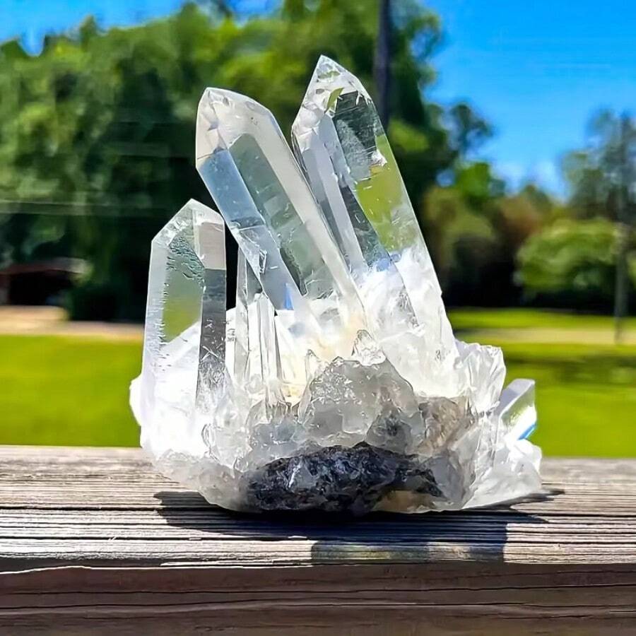 1件独特的透明水晶簇 - 天然多面体石,家居装饰和灵性水晶收藏品,乔迁和节日礼物,半透明水晶,闪闪发光,高品质水晶 - 彩色 - 查看 1