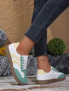 Women's New Fashion Flat Lace-Up Geometric Pattern Casual Shoes, Color Block Low-Top Sneakers For Campus, Street, Outdoor, Daily Commute, Versatile & Comfortable - Green - View 5