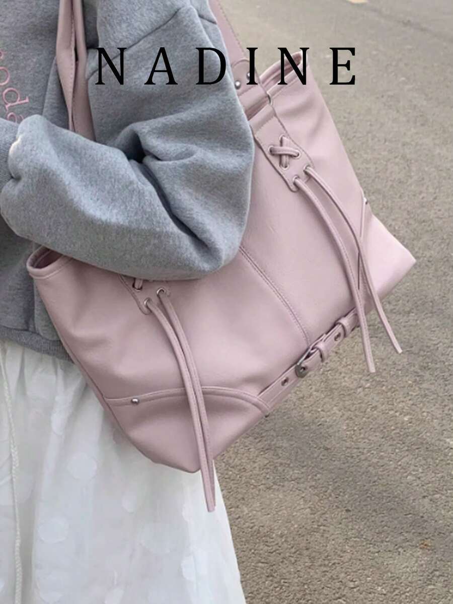 小批量酷炫风格大容量复古单肩包，新款懒人时尚通勤包