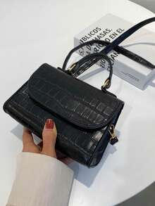 纯色PU皮革拼接蝴蝶结设计翻盖方形斜挎包，适合女性日常通勤、购物、旅行、聚会、闺蜜之夜、节日庆典、生日礼物及派对等场合。 - 黑色 - 查看 9