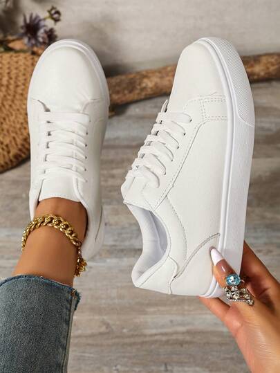 New Plus Size White Canvas Sneakers, Versatile Student Sports Shoes, Flat Fashion School Shoes, Lace-Up Casual Trainers (Shoes Run Small, Suggest Ordering One Size Up)