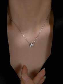 1 chiếc dây chuyền mặt hình trái tim lấp lánh, thiết kế tối giản thanh lịch, dễ dàng phối hợp đeo hàng ngày, thích hợp làm quà tặng Ngày Valentine cho phụ nữ. - Bạc - Xem 3