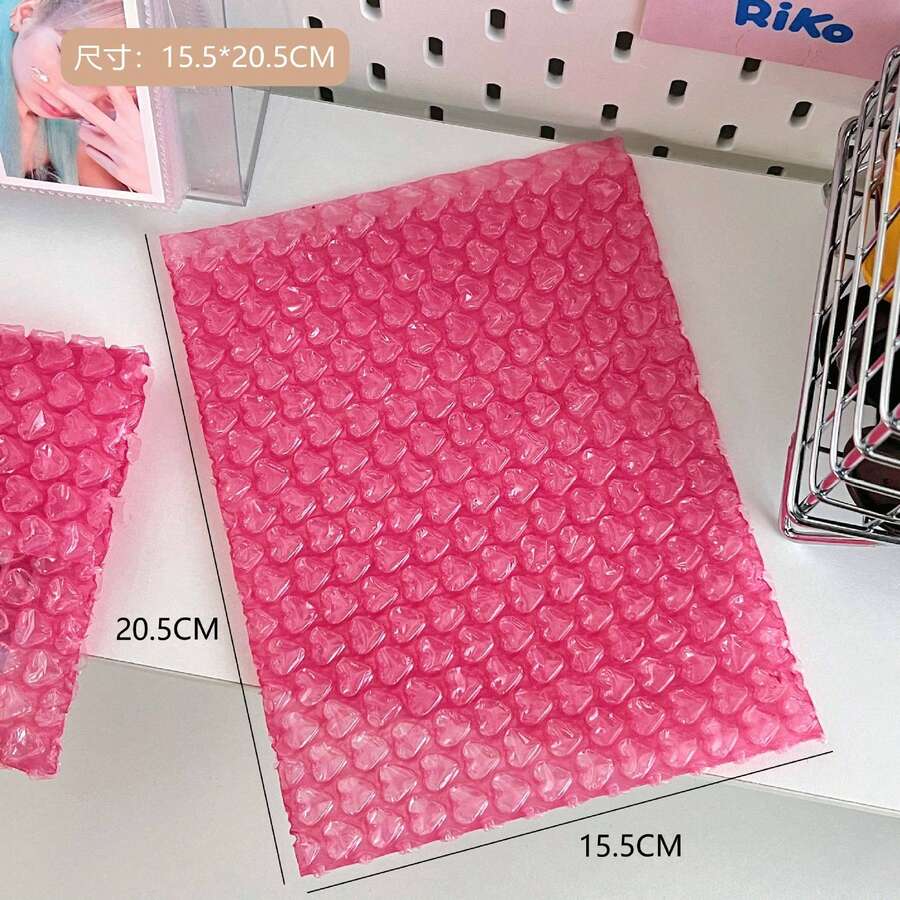 Pink Heart Bubble Mailer, Bubble Wrap Envelope, Small Card Sleeve, Gift Packaging Bag, Shock-Proof & Waterproof - View 1