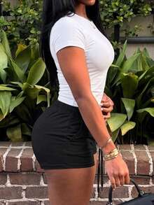 LovelyWholesale Women's Casual Solid Color Round Neck Short Sleeve T-Shirt And Drawstring Shorts Set, Summer Elegant - Black and White - View 5