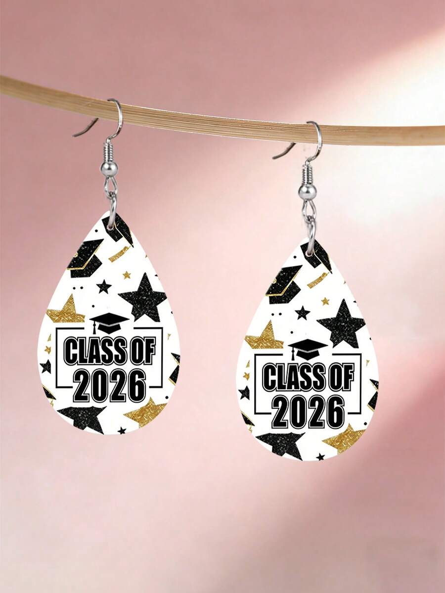2026届毕业纪念泪滴耳环一对，双面印花闪光黑色金色毕业帽星形图案PU皮革耳环，毕业派对珠宝礼物（女士款） - 彩色 - 查看 1