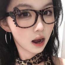 1副复古豹纹花卉蝴蝶结眼镜框 - 轻盈时尚，适合日常佩戴，猫眼设计搭配装饰蝴蝶结，完美适用于各种场合，也是馈赠亲友或参加派对的理想之选。 - 彩色 - 查看 1