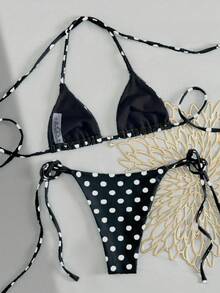 Bộ bikini Xinshengyuan 2026 2 món/set dành cho Tết Dương lịch và Lễ Tình nhân, kiểu dáng gợi cảm, dễ thương, màu xanh ngọc chấm bi, dây buộc cổ tam giác hai bên, chất liệu co giãn vừa phải, phong cách Âu Mỹ, quần bơi nữ kiểu buộc dây bên hông, thích hợp cho kỳ nghỉ biển và hồ bơi, tiệc biển, trang phục đi biển mùa hè, đồ bơi mùa xuân mùa đông. - Nhiều màu - Xem 2