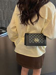 In 2026, There Will Be A New Model Of A Sophisticated And Stylish Modern-Style Rectangular Chain Bag For Ladies, Featuring A High-Quality Texture And Being Lightweight And Elegant. - Multicolor - View 9