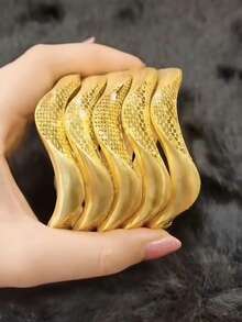 4件套奢华阿拉伯镂空不对称镀金手镯，21K镀金，防锈防褪色，黄金替代品，沙特阿拉伯女性婚礼派对首饰，女士礼物 - 金色01 - 查看 3