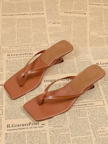 Sandalias de tacón alto para mujer con puntera cuadrada y talón asimétrico, sandalias tipo mula casuales de verano con cierre deslizante - Marrón - Ver 2