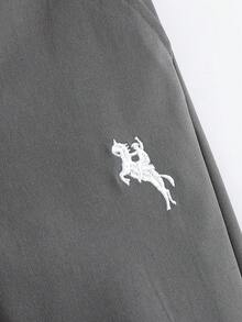 Celana Panjang Kasual Polos Anak Laki-Laki dengan Bordir, Saku Miring, Desain Sabuk, Cocok untuk Pemakaian Sehari-hari, Perjalanan, Pesta, Liburan, Fesyen Serbaguna - Grey - View 5