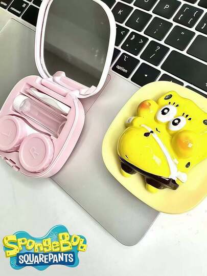 SpongeBob SquarePants 1 Caja de contacto con diseño de la serie Estrella de Bob Esponja, con colores y estilos aleatorios, con un aspecto lindo y elegante. La parte posterior viene con un espejo de maquillaje, equipado con un espejo y herramientas de uso.
