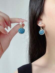 一对可爱清新的海洋沙滩海星贝壳耳环，小众设计，百搭耳环，适合女性，度假风 - 藍色 - 查看 1