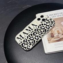 Tương thích với iPhone 17, 17 Pro, 17 Pro Max, 17 Air, 16, 15, 14, 13, 12, 11 / S26, S25, 24, 23, 22 Ultra, A52, A53, A54, A55, A56, 07, A17 / / , Chống bám vân tay, Chống sốc, Chống rơi vỡ. Ốp điện thoại họa tiết da báo rỗng màu kem dành tặng Mẹ nhân Ngày của Mẹ. Sang trọng và cao cấp, món quà hoàn hảo dành cho Mẹ. - trắng - Xem 5