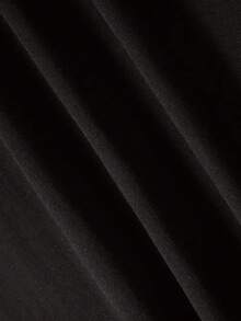 Large Size Women's Clothing, Trebalena Women's Large Size Flower Heart-Shaped Printed T-Shirt-Short Sleeve Round Neck Casual Top, Random Flower Pattern, Comfortable Daily Wear, Suitable For Spring, Summer And Autumn Three Seasons, Machine Washable, Suitable For Semi-Formal Occasions And Casual Dress Good Friday, Breathable Comfort, Fade-Resistant, For Women, Vintage Vibe - 黑色 - 查看 2