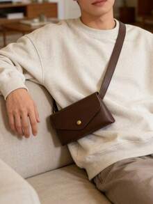Bolsa de cintura minimalista de hombre, bolso de cintura de cuero PU para correr y uso diario. Mini bolso de cintura de cuero PU con cierre de botón a presión para hombre, bolso de pecho para deportes y salidas casuales. Versátil bolso de cintura tipo sobre de hombre, bolsa de cinturón ligera para trabajo, viajes y ejercicio. - Multicolor - Ver 3