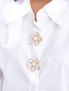 Cring Coco 2-Pack Women's Light Luxury Button Covers, Flower-Shaped Alloy Detachable Faux Pearl Shirt Cufflinks Decorative Buttons, Metal Texture Shirt Cuff Decorlips, Simple Versatile Suit Cuff Buttons, Exquisite Commuter Daily Wear Jewelry - White - View 5