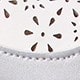Chất liệu PU màu trắng với điểm nhấn bạc ánh ngọc trai cao cấp.