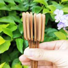 Những nhãn gỗ này được dùng để đánh dấu hạt giống, cây con hoặc rau trong vườn hoặc chậu cây. Nhãn gỗ phù hợp cho nhà kính mini, cây trồng trong chậu nhỏ hoặc vườn nhà bạn. Có thể dùng cho cây ăn quả, cây non, hoa, cây trồng, rau và cây trồng trong chậu. - Nhiều màu - Xem 6