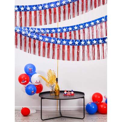 2件套七月四日装饰流苏花环，红白蓝星金属悬挂背景横幅桌裙，适用于游行花车、爱国纪念派对、游行、婚礼、嘉年华、毕业典礼、教室、舞台裙、圣诞节、万圣节、舞蹈、摄影背景等。