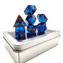 7颗蓝色带红色亮片的多面骰子套装，锋利边缘树脂骰子，适用于桌面角色扮演游戏 - 藍色 - 查看 5