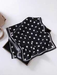 1条女士奢华优雅时尚波点印花真丝围巾，尺寸27.56英寸x27.56英寸，春季服饰配饰 - 彩色 - 查看 3