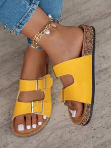 2026款经典凉鞋，经典百搭，时尚有型，金属搭扣，5种可调节尺码，适合各种脚型（从窄到宽）。 - 黃色 - 查看 2