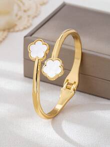 1pc Fashion Classic Lucky Clover Zinc Alloy Acrylic Bracelet, Suitable For Daily Wear, Dates, Formal Occasions, Elegant Ladies Accessory, Couple Gift (No Gift Box) - White - View 3