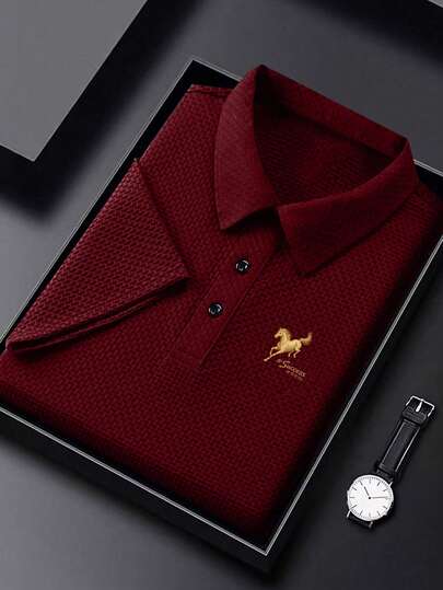 一件优雅印花图案男士商务休闲Polo衫，面料舒适，适合高尔夫、网球、户外旅行、休闲等场合，是送给男士的绝佳礼物。