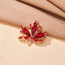 New Arrival Elegant Red Maple Leaf Brooch, Luxury Delicate Accessory For Shirt, Suit - Red - View 2