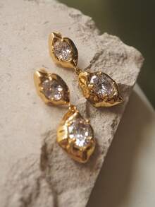 Pendientes colgantes vintage de oro fundido irregular con cristales ovalados transparentes, pendientes colgantes orgánicos de oro texturizado para mujeres - Dorado - Ver 4