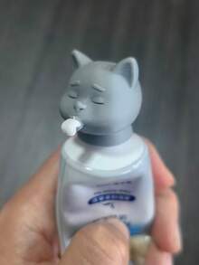 一款猫咪造型的牙膏分配器，为浴室增添乐趣和创意，是宠物爱好者的理想之选，让刷牙成为一种享受。 - 多色 - 查看 2