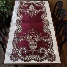 Toalha de Mesa Bordada 3D com Cesta Floral Bordô, Passadeira de Mesa para Reuniões Domésticas, Mesa de Jantar, Mesa de Centro, Gabinete de TV, Sapateira, Cômoda, Disponível em Vários Tamanhos - Vinho - Visão 4