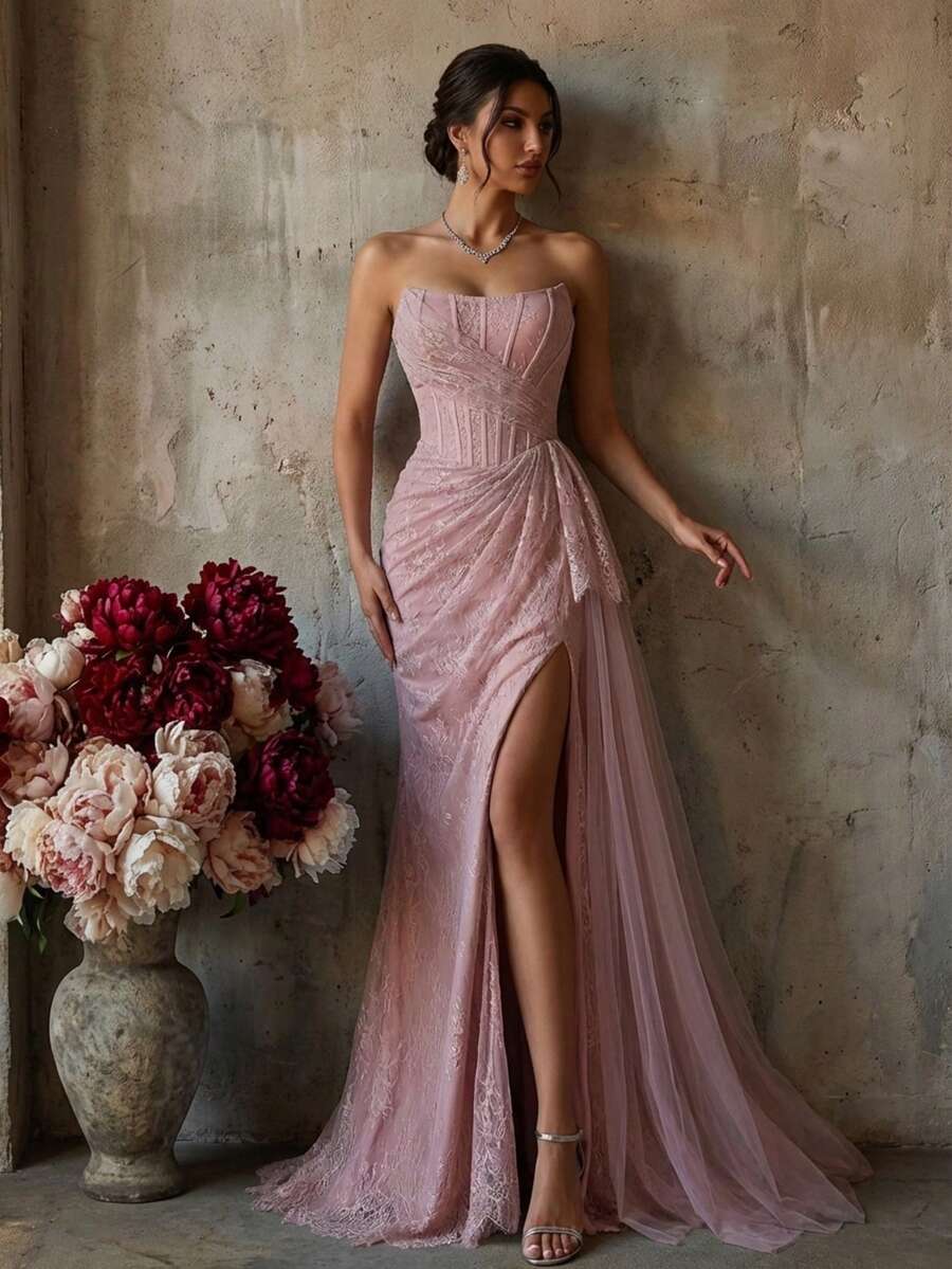 Đầm dạ hội thanh lịch màu hồng nude, ren, xếp ly, không dây vai, xẻ cao, đuôi váy voan, buộc dây. - Màu hồng gỉ - Xem 1