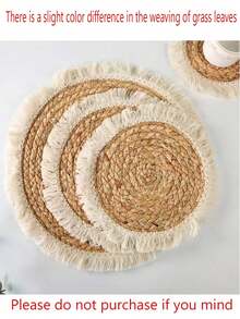 1 tấm lót bàn có tua rua, thảm tròn cách nhiệt bằng rơm đan với viền hoa. - Xem 12