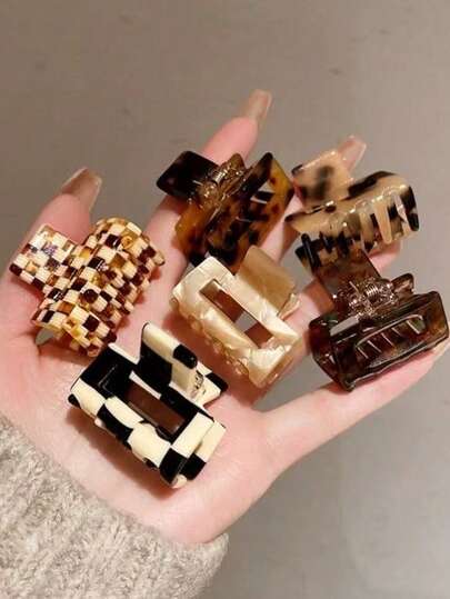 4/6个（3.5厘米）随机豹纹防滑醋酸纤维发夹，适合女孩和女士 - 可牢固固定马尾辫和发髻，夏季外出装扮，沙滩配饰，度假必备