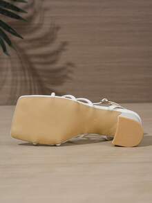 女士白色鞋履，新款夏季方头高跟凉鞋，简约百搭设计，适合日常穿着、派对及优雅场合，粗跟踝带凉鞋 - 白色 - 查看 8