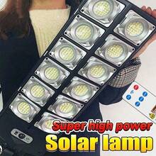 户外太阳能壁灯，带运动传感器，360/504 高亮度 LED 夜灯，兼具安全防护和装饰功能 - 太阳能供电，带遥控器，适用于商业照明、露营应急等场合。配备 3 节 1500mAh 电池，防水防尘，3 种照明模式，是花园、庭院、停车场、圣诞节、万圣节、感恩节等活动的理想之选。 - 黑色 - 查看 14