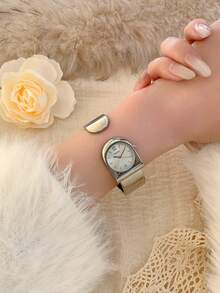 1 chiếc đồng hồ đeo tay nữ cổ điển sang trọng mạ vàng/bạc, đồng hồ thạch anh thanh lịch tối giản thời trang, thích hợp đeo hàng ngày, quà tặng sinh nhật. - Bạc - Xem 4