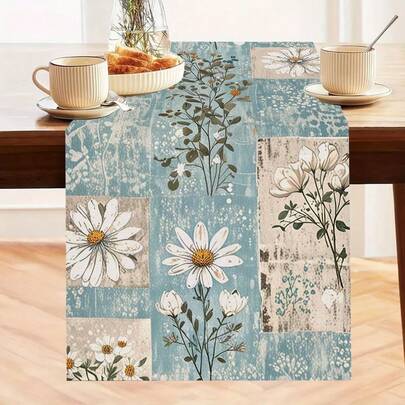 1件复古蓝色雏菊图案桌布/桌旗，格子拼接设计，点缀清新白色雏菊，乡村风格，适用于餐厅、客厅、家居装饰，四季皆宜，也适合节日和派对使用。