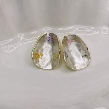 1对精致法式复古釉面花卉夸张耳环，阿芙罗狄蒂花园，小众高端度假风耳环 - 白色 - 查看 2