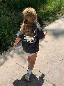 Baby Girl Minimalist Daisy Floral Print Crew Neck Short Sleeve Cute Top - Dark Grey - View 7