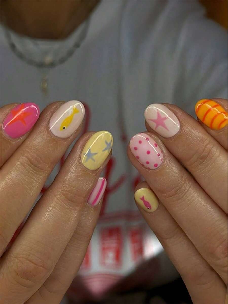 24片/套椭圆形春夏沙滩美甲贴,可爱鱼、星星、圆点和条纹图案,短款按压式美甲套装,适合辣妹、上班族、派对、约会和日常佩戴 - 彩色 - 查看 1