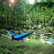 Hamaca para camping al aire libre, hamaca de moda con cuerdas de hamaca y hebillas negras, adecuada para camping, supervivencia y viajes, muebles de exterior - Multicolor - Ver 3