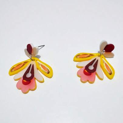 1 Coppia di orecchini pendenti con stampa acrilica lucida e ad alta definizione su sfondo giallo con disegno floreale artistico, adatti per abiti da ragazza o outfit casual dolci, accessorio gioiello versatile per uso quotidiano, vacanze o regali durante tutto l'anno
