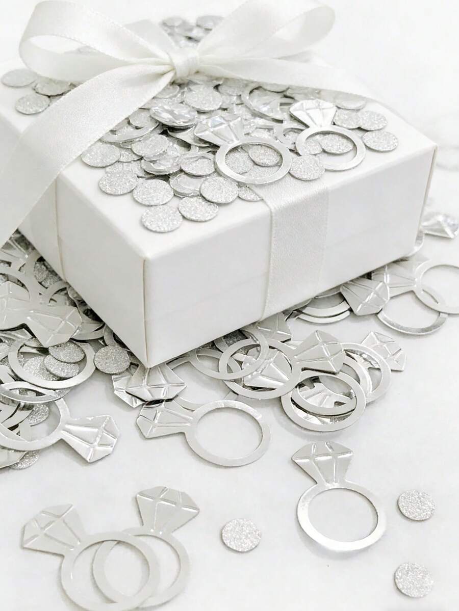 130 PCS Diamond Ring Confetti, 30 Paper Rings + 100 Round Confetti Pieces. Gold & Silver Glitter Throwing Confetti For Wedding, Proposal, Bridal Party, Wedding Anniversary, Candlelight Dinner. Themed Party Decor Table, Bed & Dining Table Decoration - Multicolor - View 1