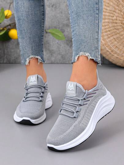 Zapatos deportivos casuales de talla grande para mujer con suela de dos colores, de punto, con diseño deslizante. Zapatos de correr cómodos y de moda para mujeres de mediana edad